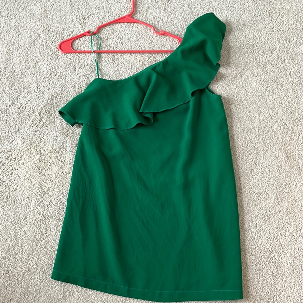 Green ruffle one shoulder dress